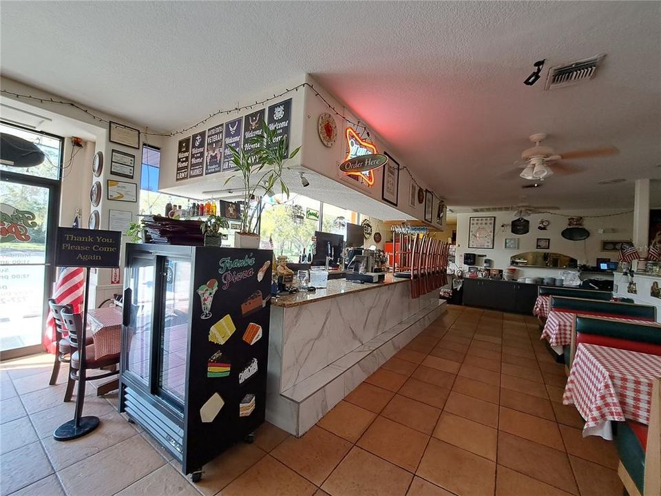 待售: $2,639,000 (0 贝兹, 0 浴室, 8287 平方英尺)