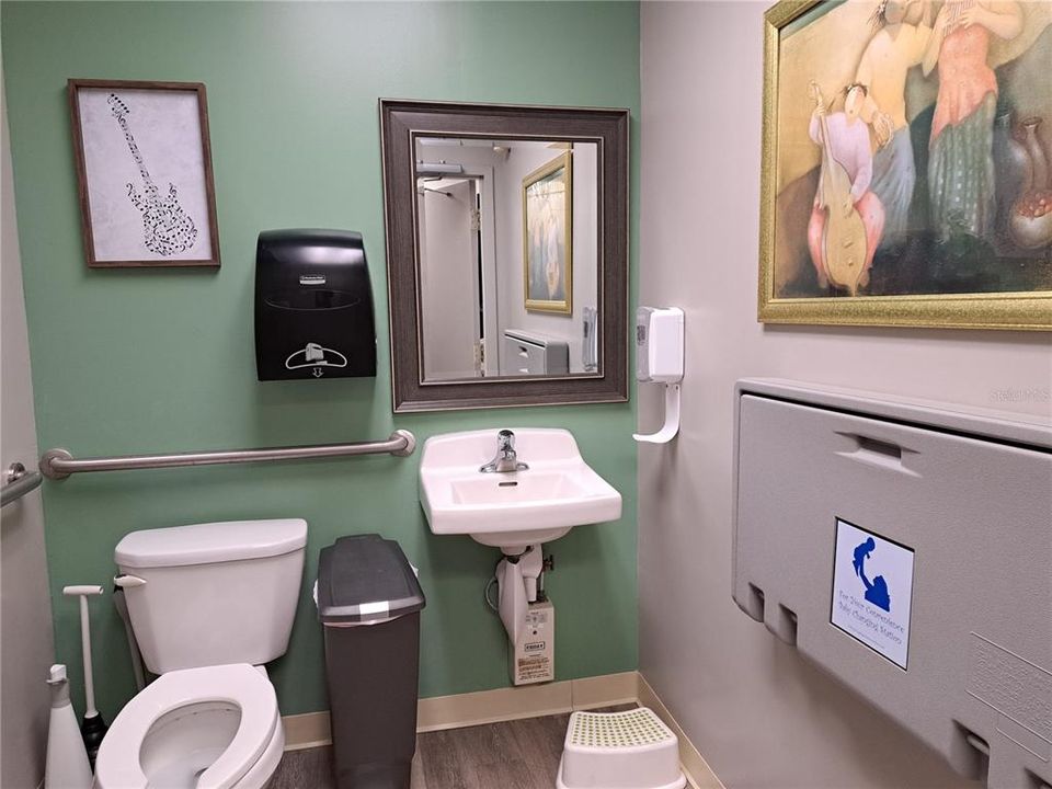 待售: $2,639,000 (0 贝兹, 0 浴室, 8287 平方英尺)