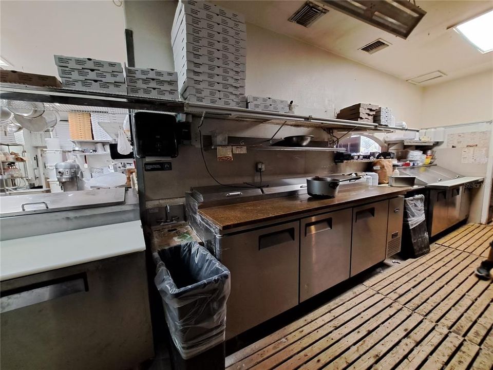 待售: $2,639,000 (0 贝兹, 0 浴室, 8287 平方英尺)