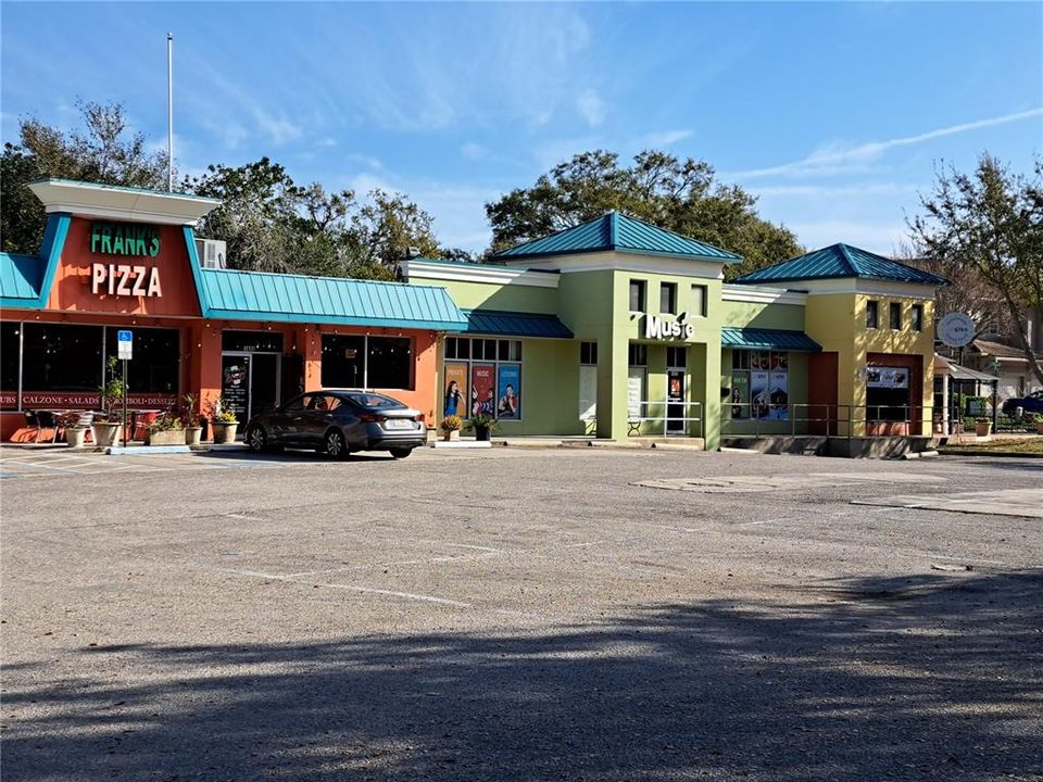 待售: $2,639,000 (0 贝兹, 0 浴室, 8287 平方英尺)