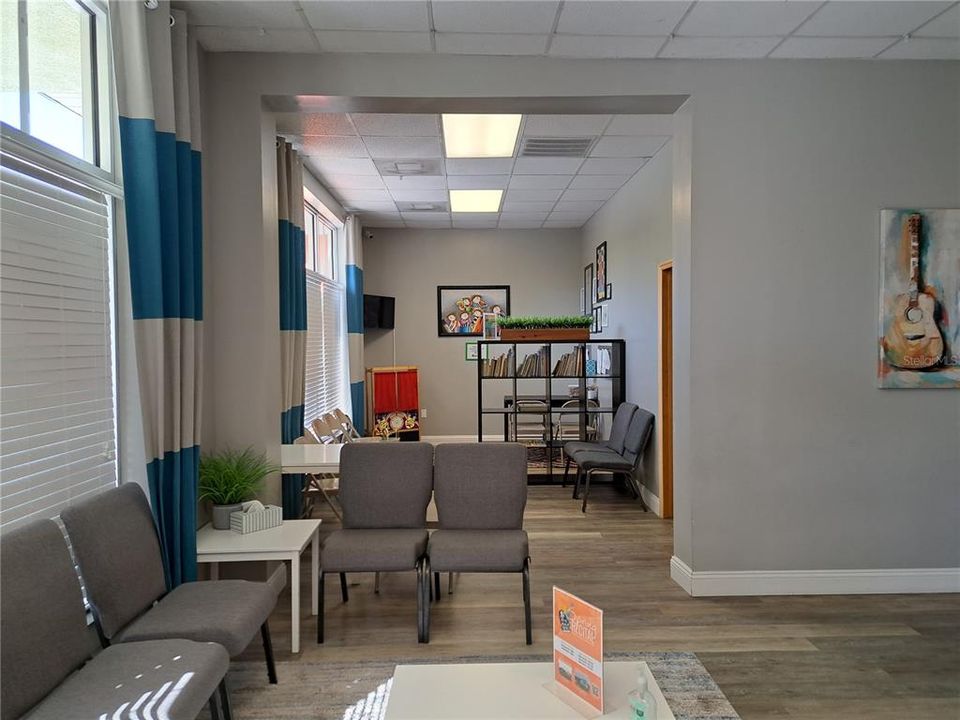 待售: $2,639,000 (0 贝兹, 0 浴室, 8287 平方英尺)