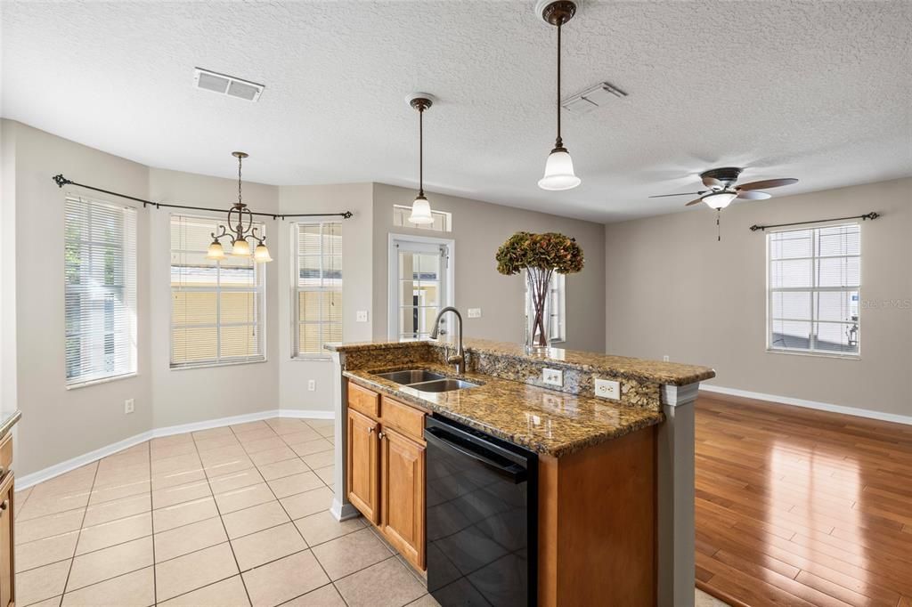 Active With Contract: $499,000 (4 beds, 3 baths, 2595 Square Feet)