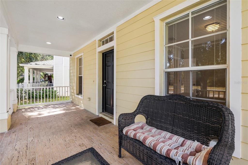 Active With Contract: $499,000 (4 beds, 3 baths, 2595 Square Feet)