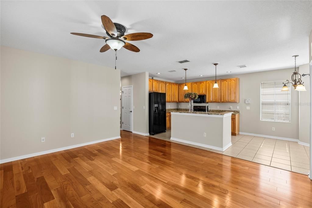 Active With Contract: $499,000 (4 beds, 3 baths, 2595 Square Feet)