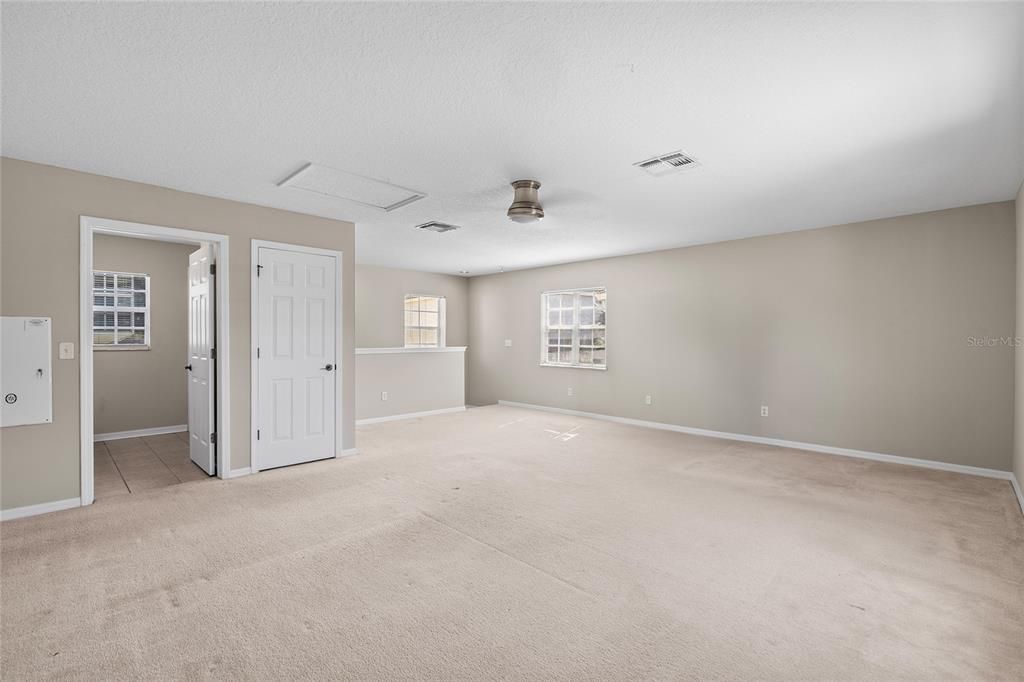 Active With Contract: $499,000 (4 beds, 3 baths, 2595 Square Feet)