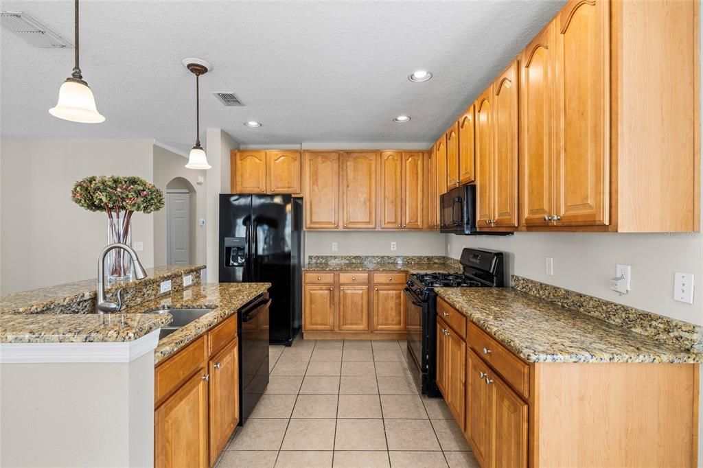 Active With Contract: $499,000 (4 beds, 3 baths, 2595 Square Feet)