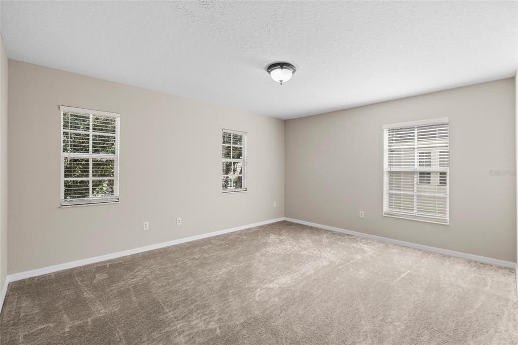 Active With Contract: $499,000 (4 beds, 3 baths, 2595 Square Feet)