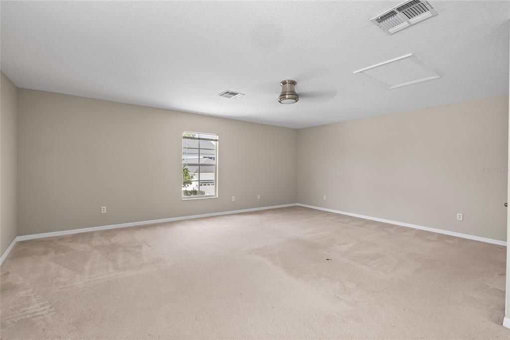 Active With Contract: $499,000 (4 beds, 3 baths, 2595 Square Feet)