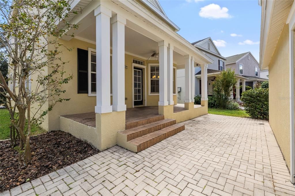 Active With Contract: $499,000 (4 beds, 3 baths, 2595 Square Feet)