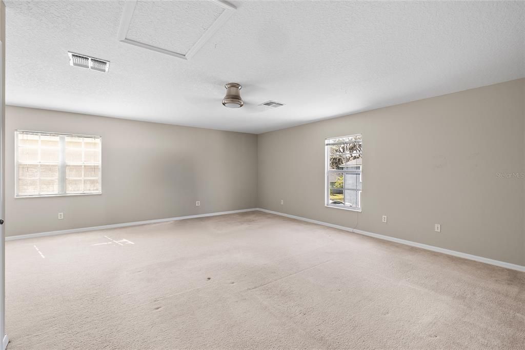 Active With Contract: $499,000 (4 beds, 3 baths, 2595 Square Feet)