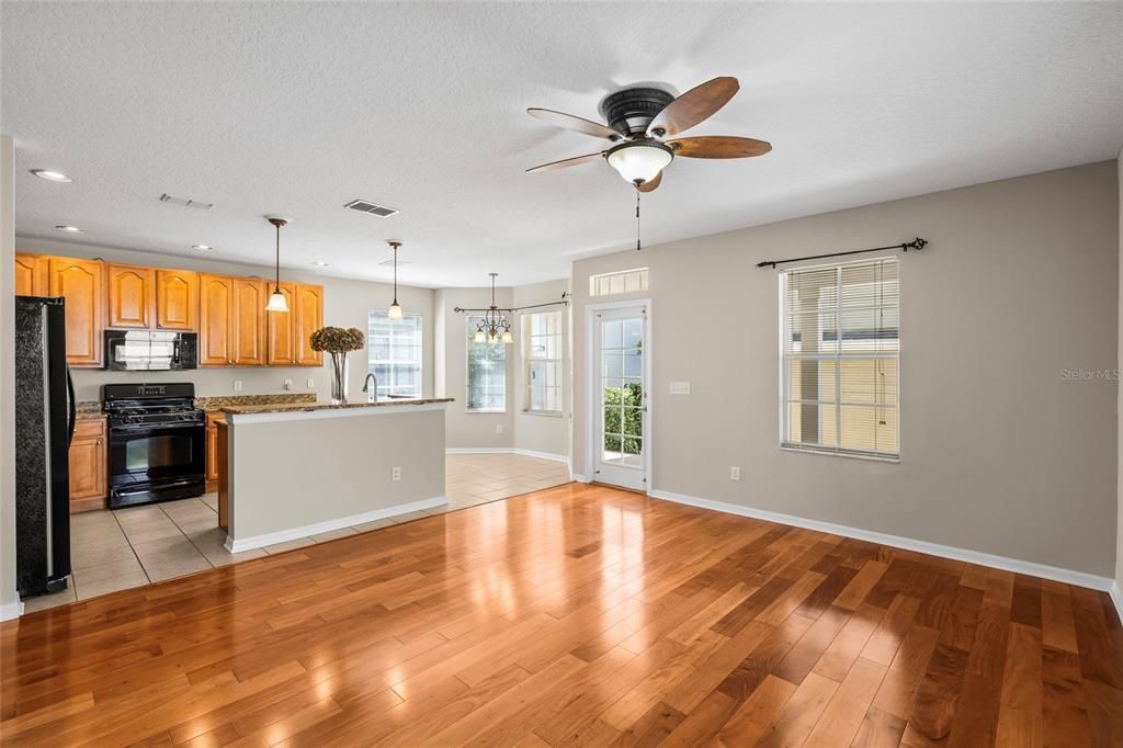 Active With Contract: $499,000 (4 beds, 3 baths, 2595 Square Feet)