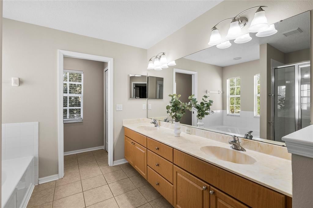 Active With Contract: $499,000 (4 beds, 3 baths, 2595 Square Feet)