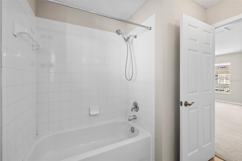 Active With Contract: $499,000 (4 beds, 3 baths, 2595 Square Feet)