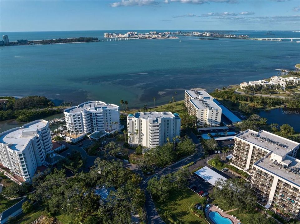 待售: $3,400,000 (4 贝兹, 4 浴室, 6218 平方英尺)