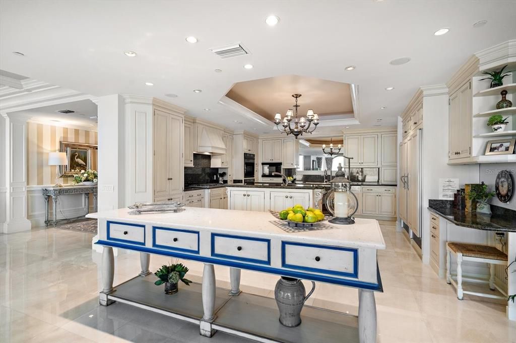 待售: $3,400,000 (4 贝兹, 4 浴室, 6218 平方英尺)