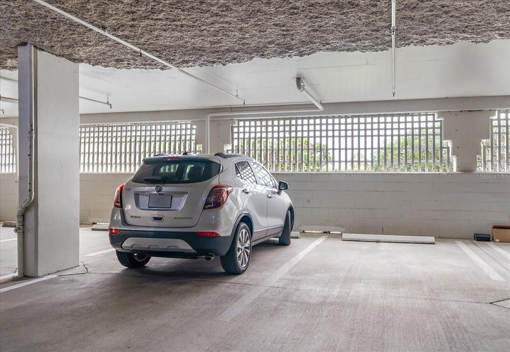 待售: $3,400,000 (4 贝兹, 4 浴室, 6218 平方英尺)