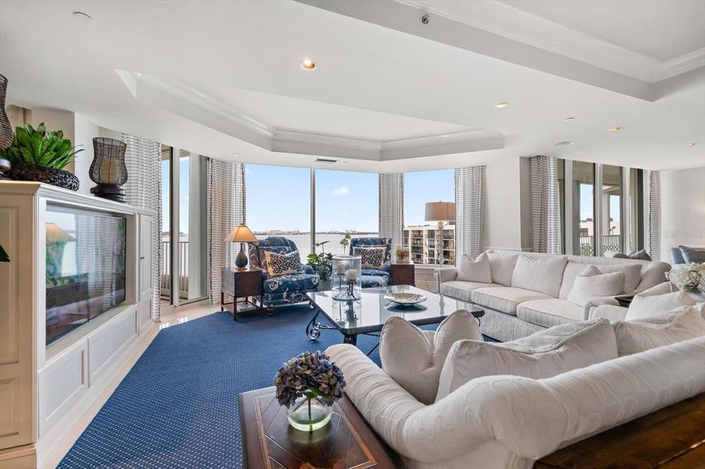 待售: $3,400,000 (4 贝兹, 4 浴室, 6218 平方英尺)