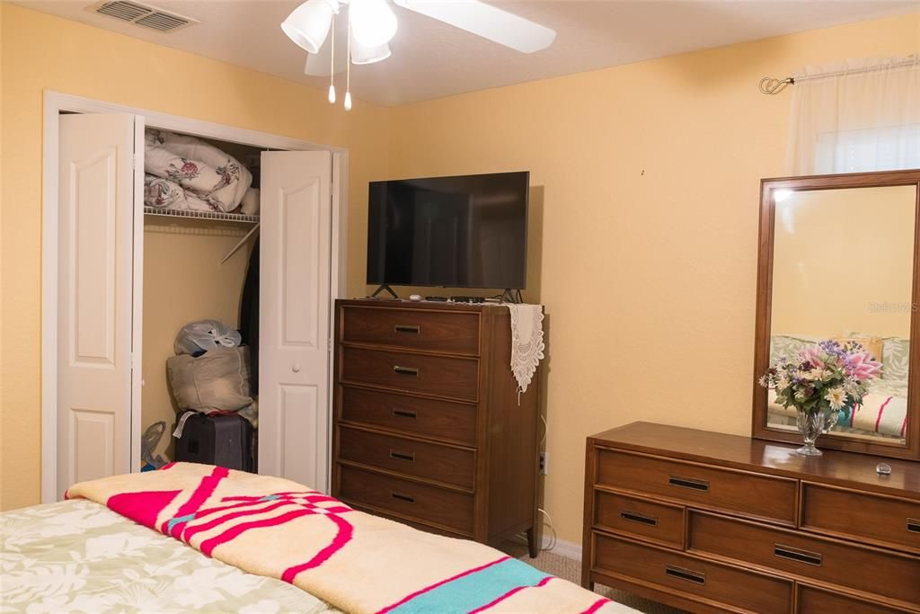 For Sale: $460,000 (3 beds, 2 baths, 2604 Square Feet)