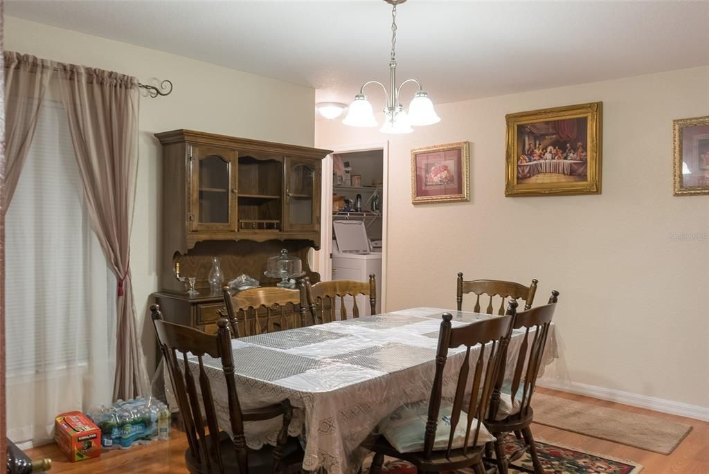 For Sale: $460,000 (3 beds, 2 baths, 2604 Square Feet)