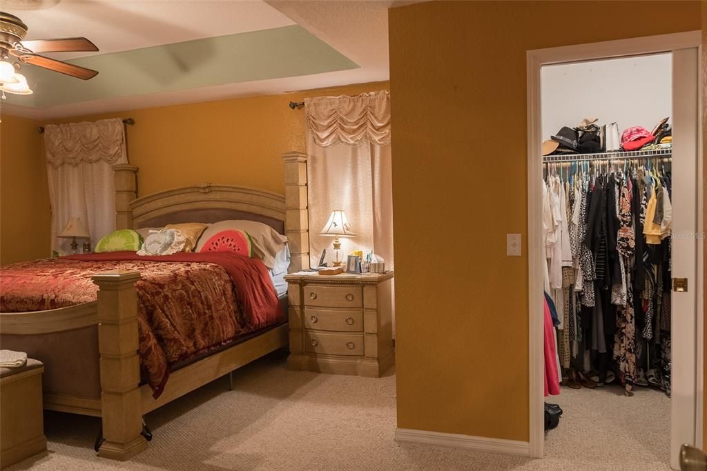 For Sale: $460,000 (3 beds, 2 baths, 2604 Square Feet)