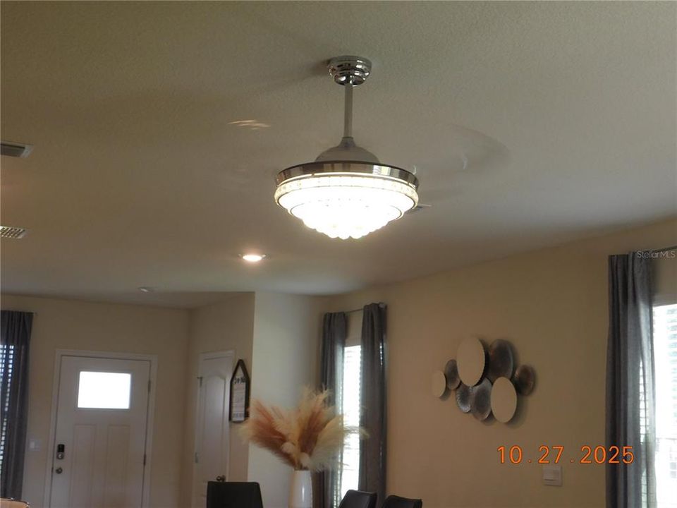 В аренду: $2,199 (3 спален, 2 ванн, 1817 Квадратных фут)