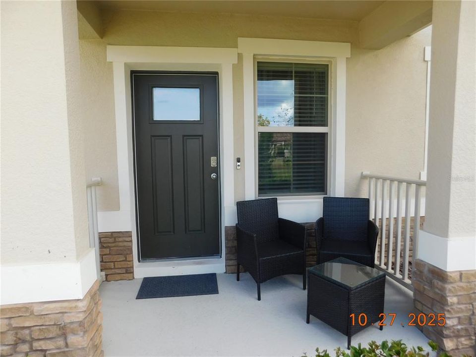 В аренду: $2,199 (3 спален, 2 ванн, 1817 Квадратных фут)