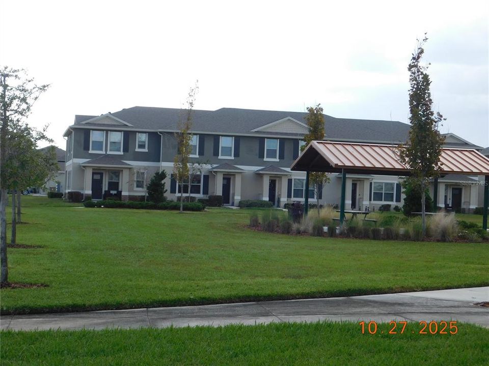 В аренду: $2,199 (3 спален, 2 ванн, 1817 Квадратных фут)