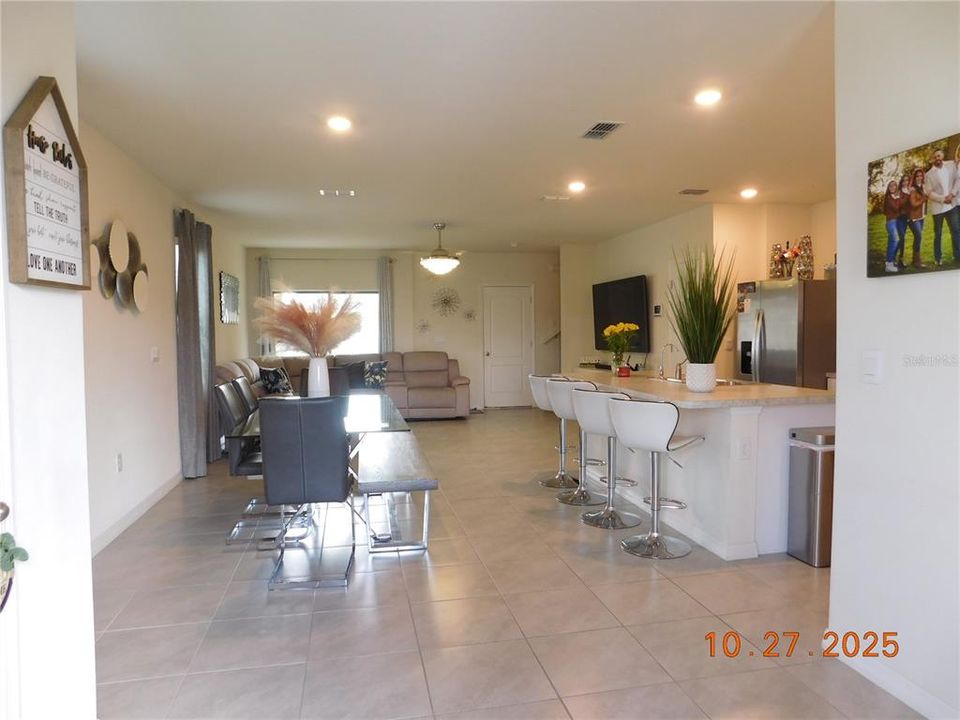 В аренду: $2,199 (3 спален, 2 ванн, 1817 Квадратных фут)