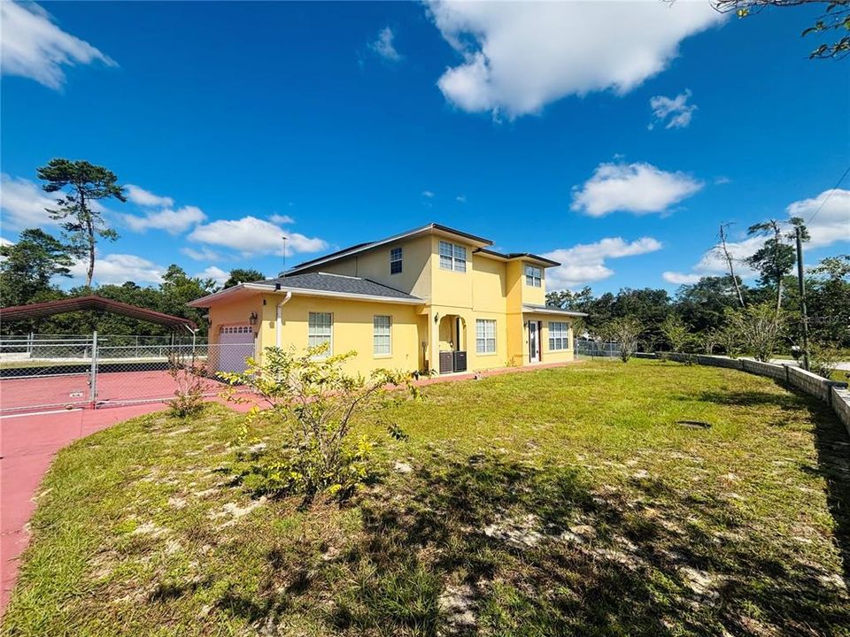 For Rent: $2,595 (4 beds, 4 baths, 3415 Square Feet)