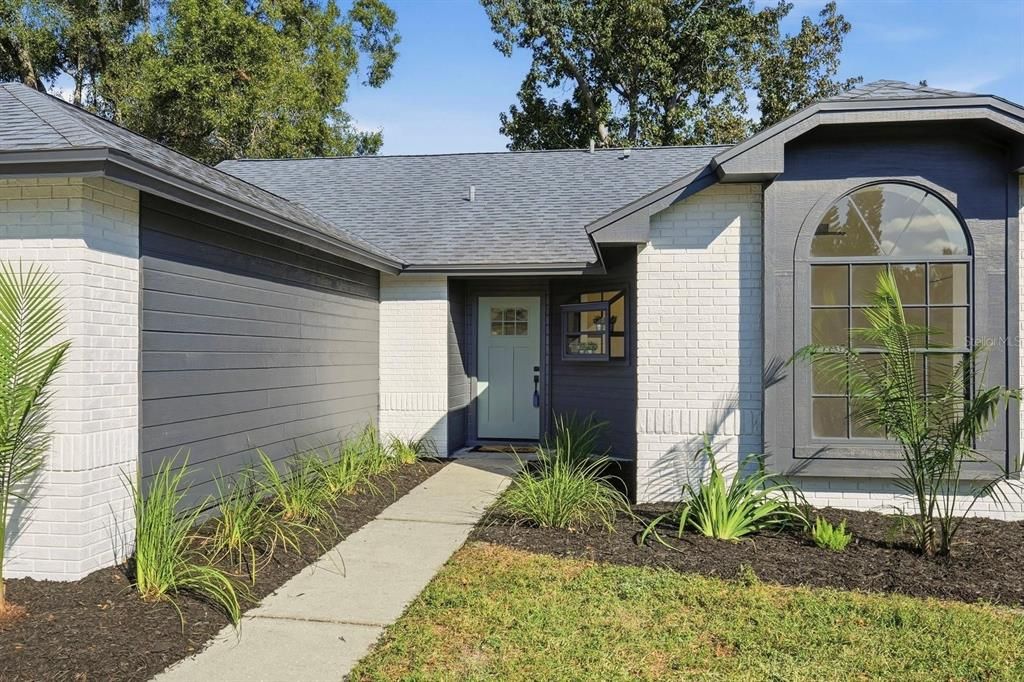 Active With Contract: $399,999 (3 beds, 2 baths, 1133 Square Feet)