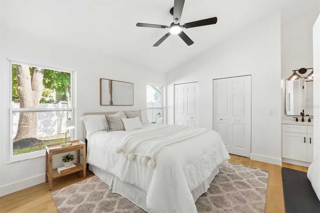 Active With Contract: $399,999 (3 beds, 2 baths, 1133 Square Feet)