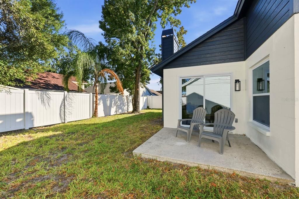 Active With Contract: $399,999 (3 beds, 2 baths, 1133 Square Feet)