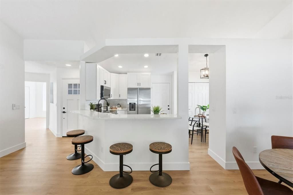 Active With Contract: $399,999 (3 beds, 2 baths, 1133 Square Feet)