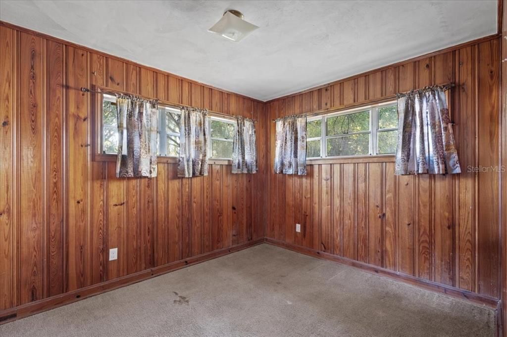 На продажу: $124,900 (3 спален, 1 ванн, 1268 Квадратных фут)