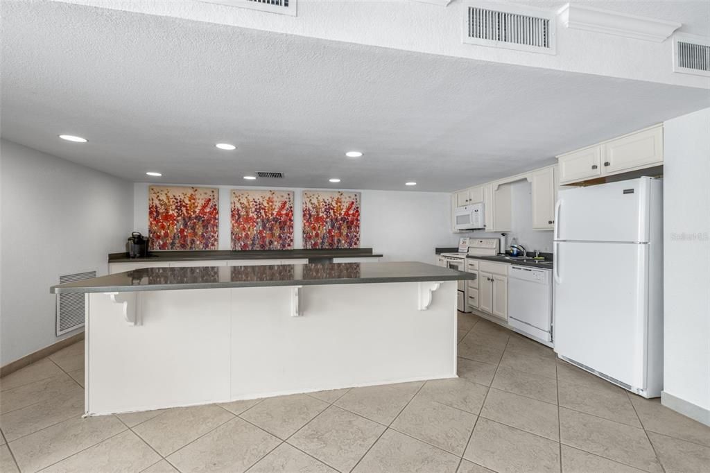 Active With Contract: $750,000 (2 beds, 2 baths, 2174 Square Feet)