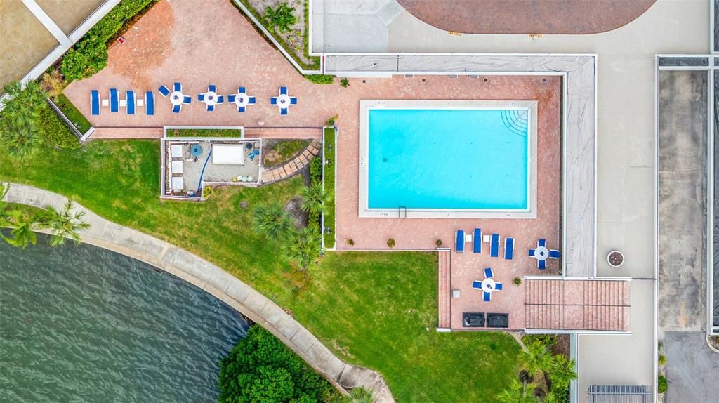 Active With Contract: $750,000 (2 beds, 2 baths, 2174 Square Feet)