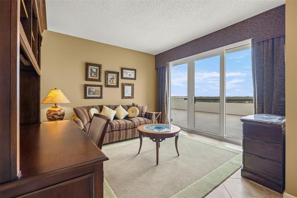 Active With Contract: $750,000 (2 beds, 2 baths, 2174 Square Feet)