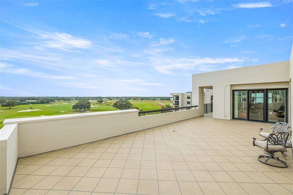 Active With Contract: $750,000 (2 beds, 2 baths, 2174 Square Feet)