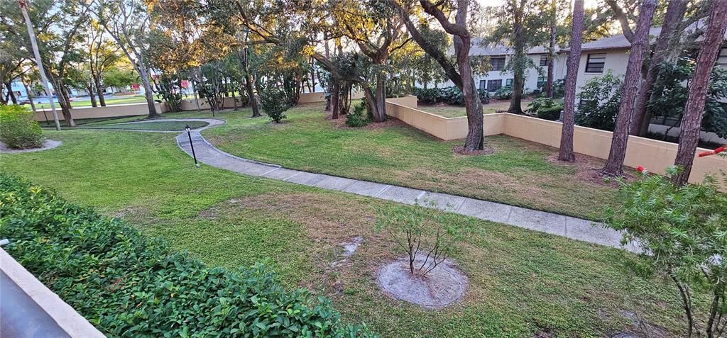 For Sale: $199,900 (1 beds, 1 baths, 870 Square Feet)