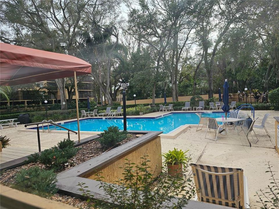 For Sale: $199,900 (1 beds, 1 baths, 870 Square Feet)