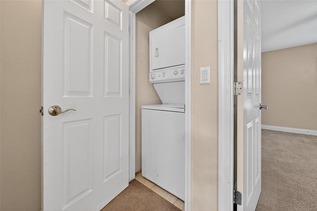 For Sale: $149,900 (2 beds, 1 baths, 1024 Square Feet)