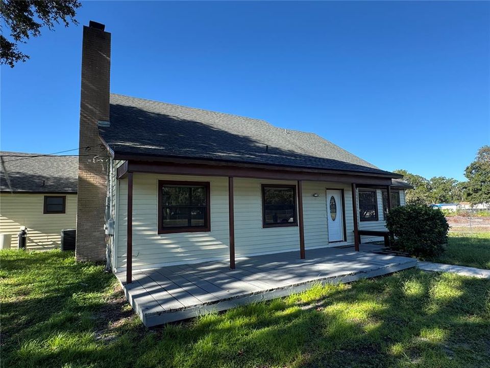 For Rent: $2,998 (3 beds, 3 baths, 2295 Square Feet)