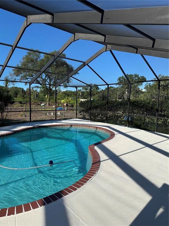 For Rent: $2,998 (3 beds, 3 baths, 2295 Square Feet)