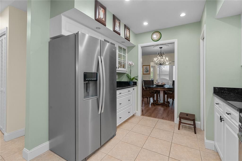 待售: $375,000 (3 贝兹, 2 浴室, 1914 平方英尺)