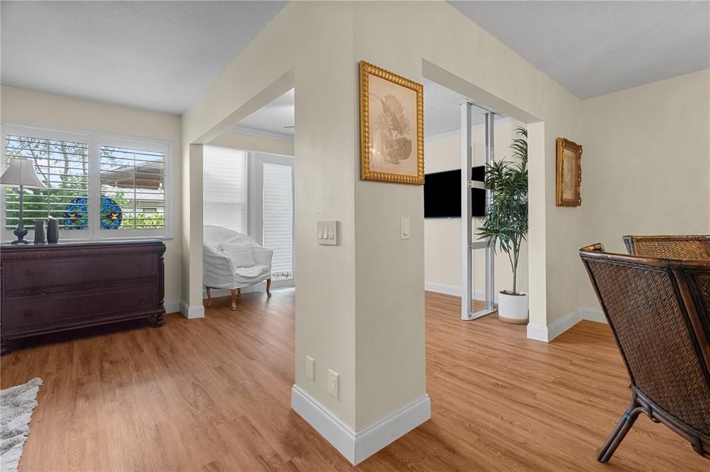 待售: $375,000 (3 贝兹, 2 浴室, 1914 平方英尺)