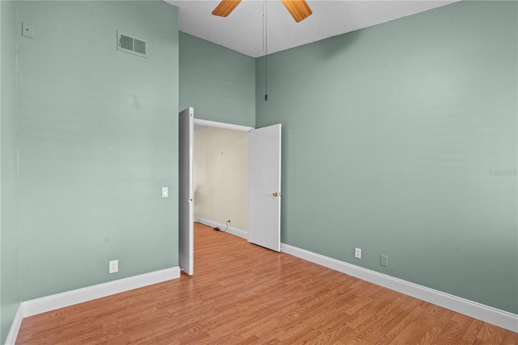 待售: $375,000 (3 贝兹, 2 浴室, 1914 平方英尺)