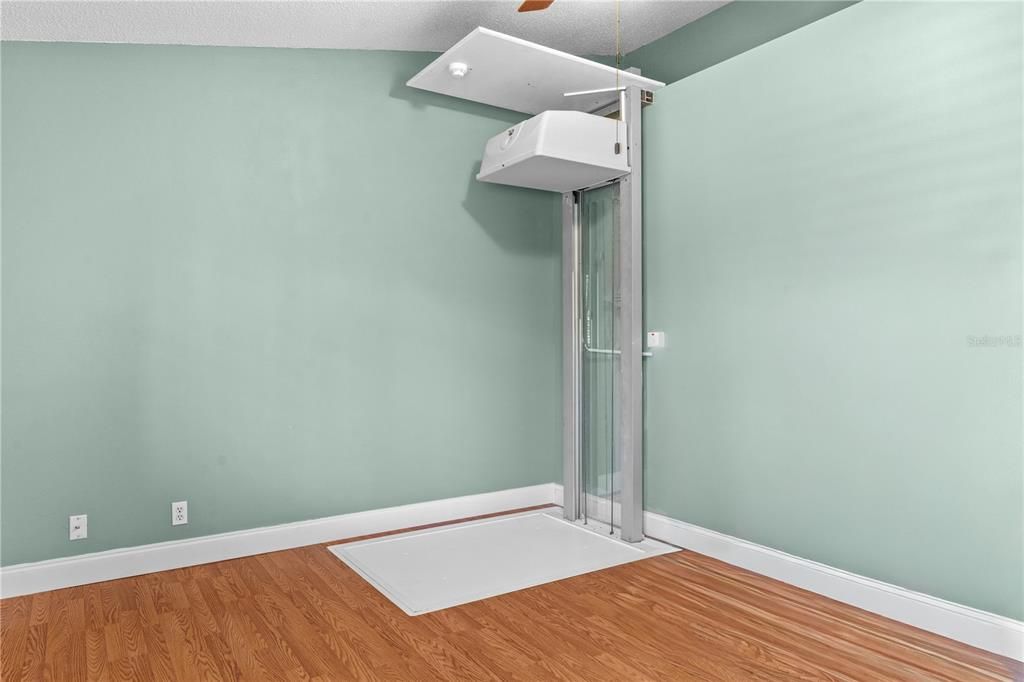 待售: $375,000 (3 贝兹, 2 浴室, 1914 平方英尺)