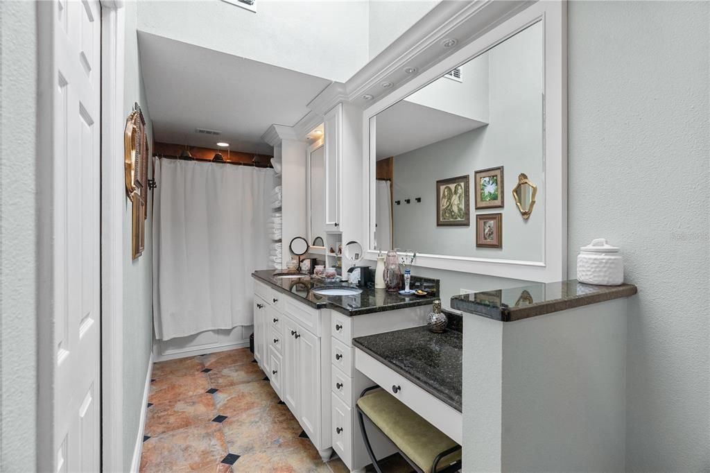 待售: $375,000 (3 贝兹, 2 浴室, 1914 平方英尺)