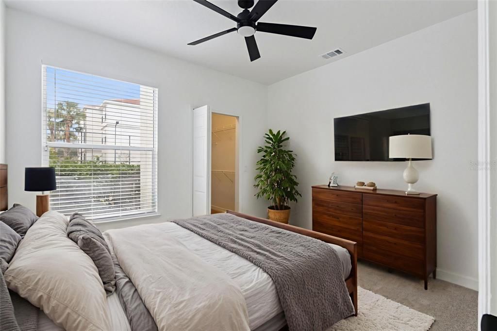 For Sale: $235,000 (3 beds, 2 baths, 1205 Square Feet)