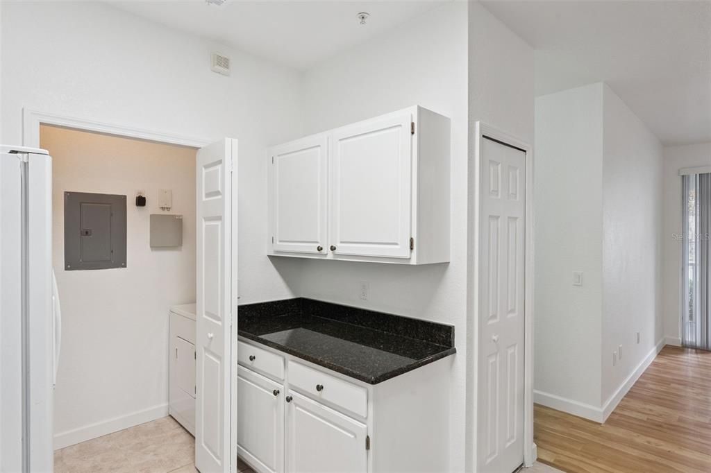 For Sale: $235,000 (3 beds, 2 baths, 1205 Square Feet)